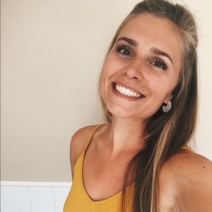 Meet your Posher, Victoria